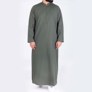 Bahraini Evergreen Kandura by Shumookh – Understated Elegance with a Distinct Identity